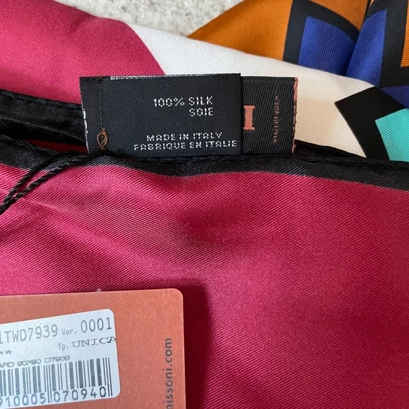 Made In Italy Silk Missoni Scarf from MISSONI - Picture 7 of 7